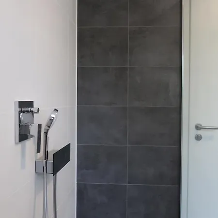 Apartment Bergidylle- Saniert Und Hochwertig *